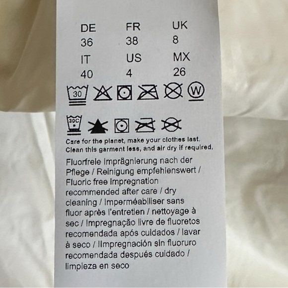 BOSS Hugo Boss Quilted Puffer Vest Dress NWT 4 Hooded Belt Water Repellent Ecru - Picture 12 of 12